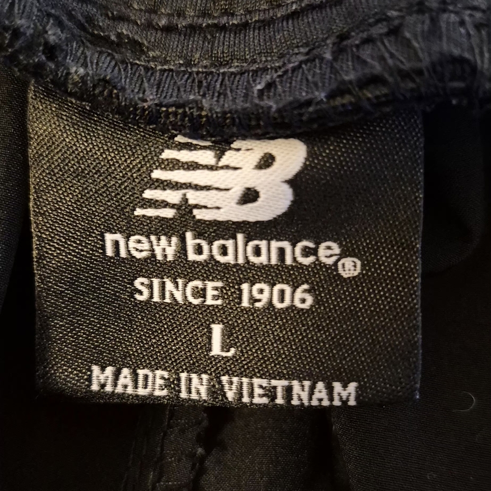 New Balance Men's L Black Lightweight Zipper Bottom Track Pants EUC - Picture 6 of 8